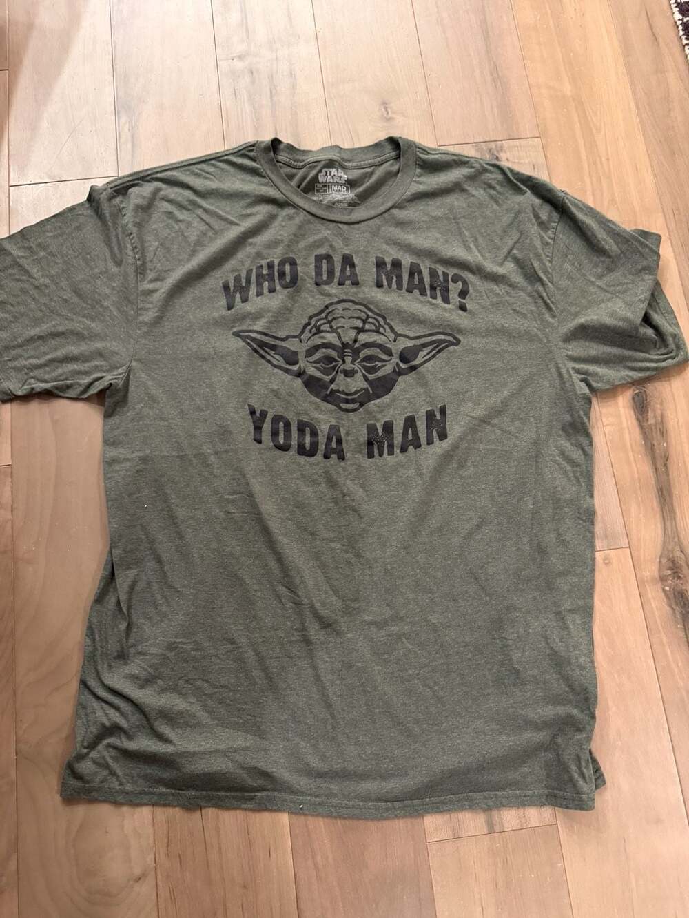Star Wars Mad Engine Yoda Who Da Man? Olive Green Graphic T-Shirt